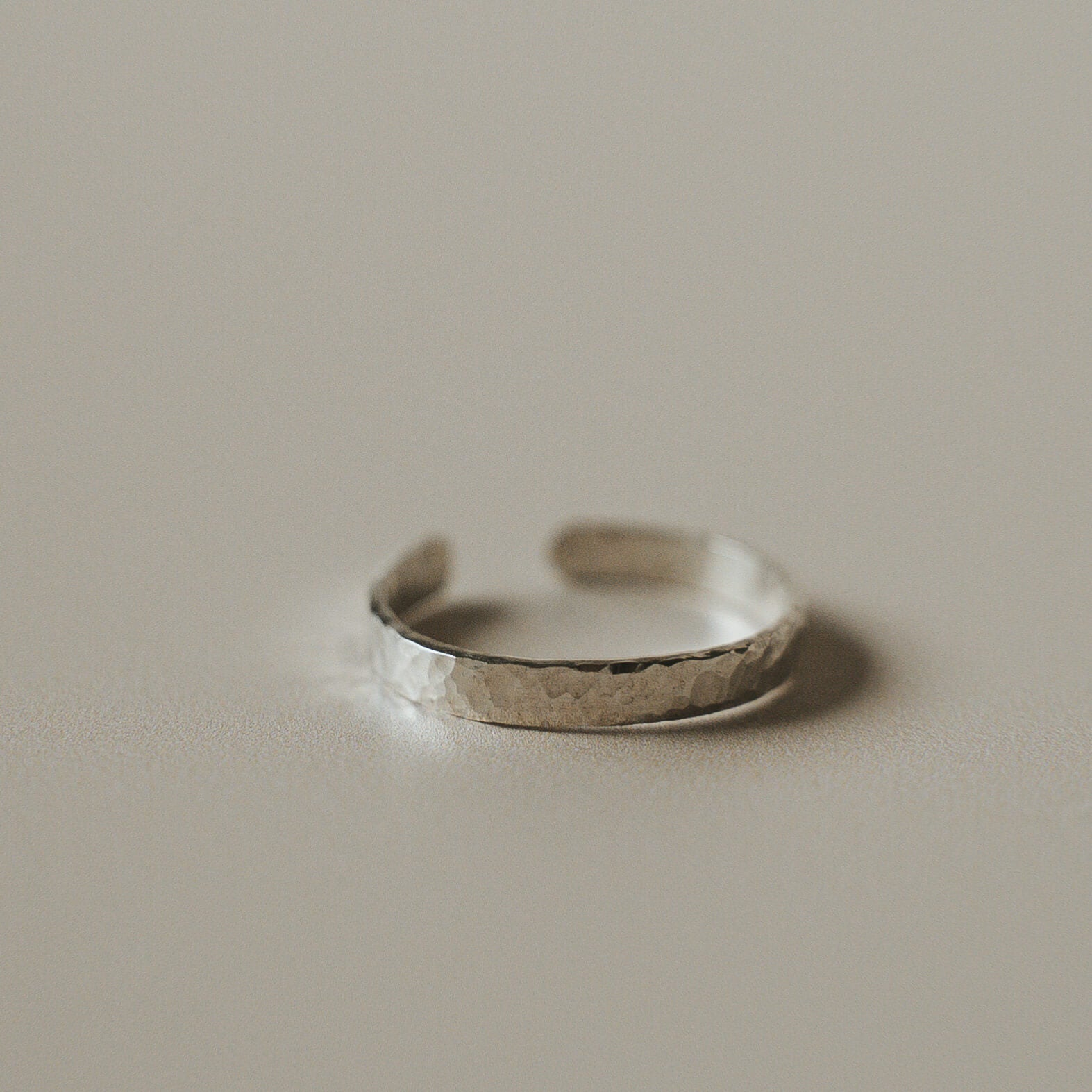 zahara-ring-beat-sterling-silver